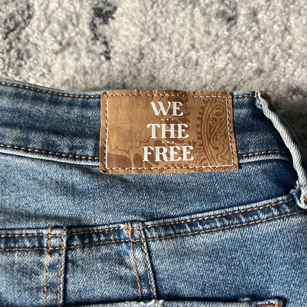 Free People We The Free curvy flare jeans - Picture 3 of 13
